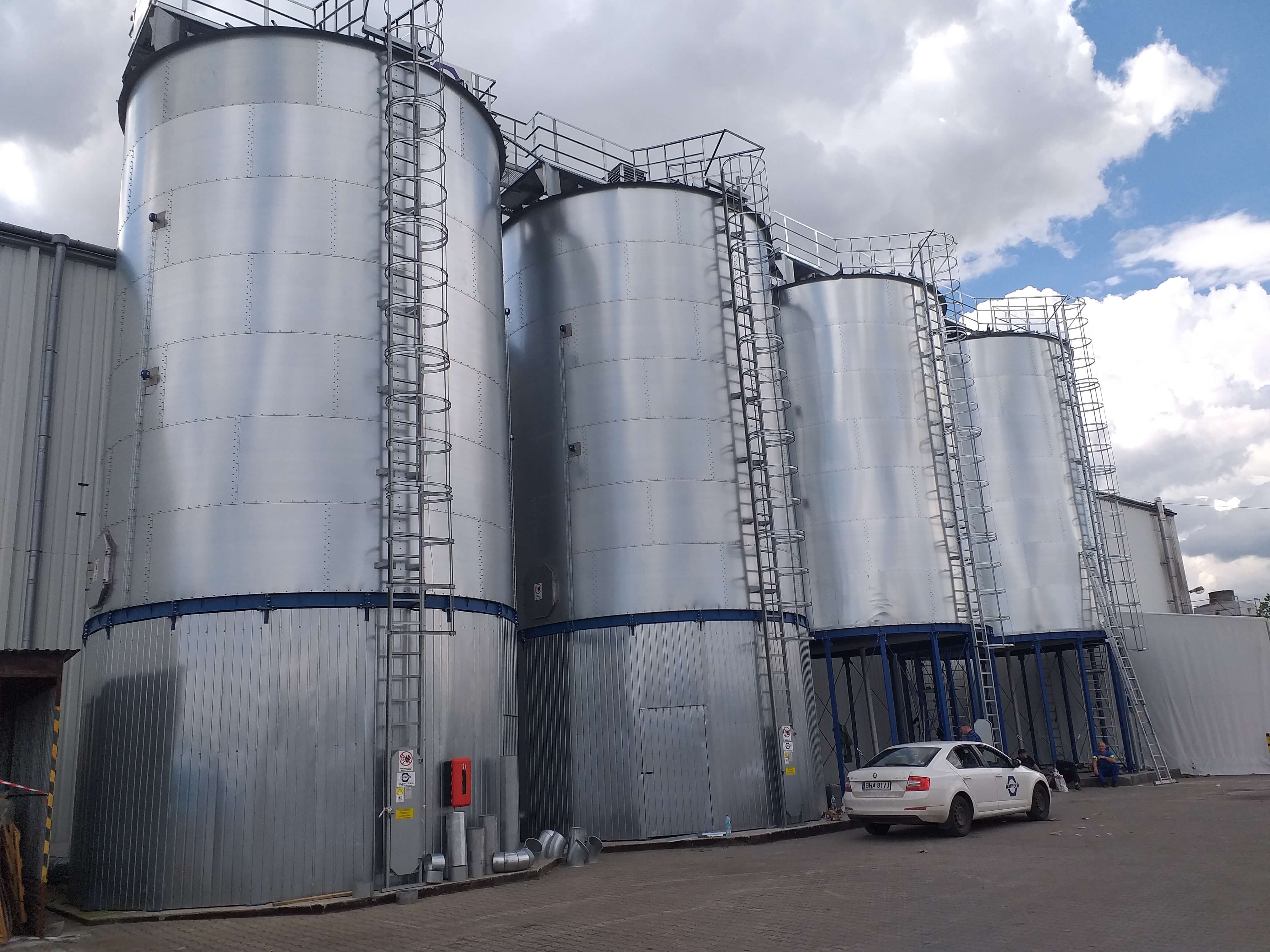 Silos for store granulate Hamech
